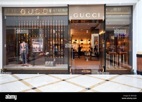 gucci store philadelphia pa|gucci store new york photos.